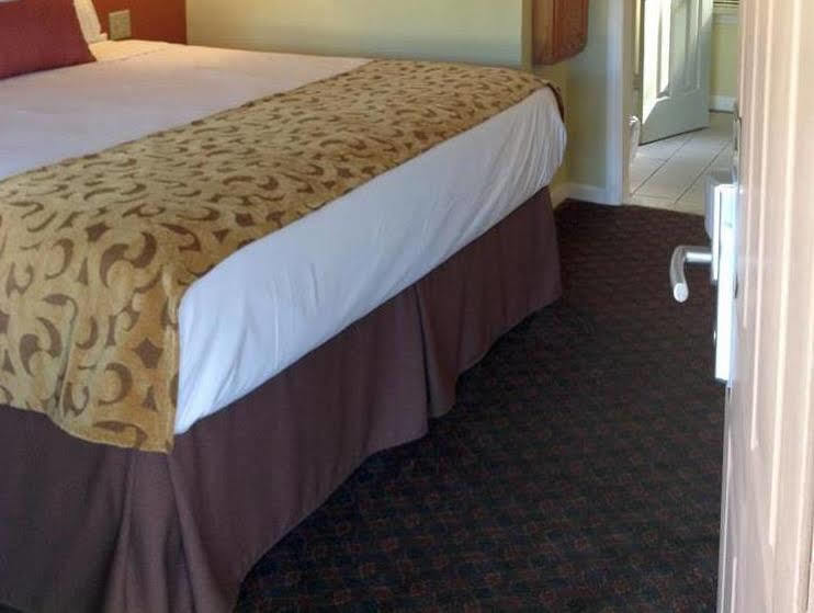 Cheshire Welcome Inn Extérieur photo